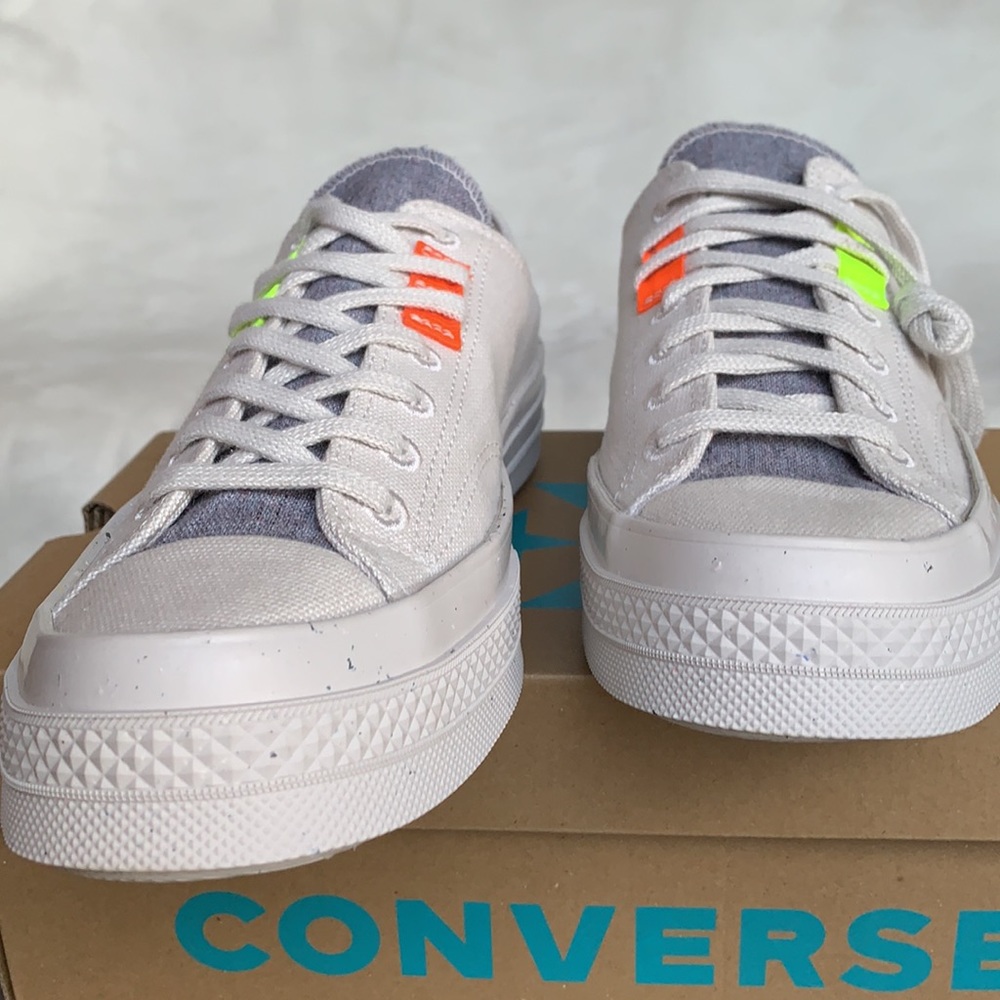 CONVERSE CHUCK 70 OX PALE PUTTY WMNS - Picture 9 of 13